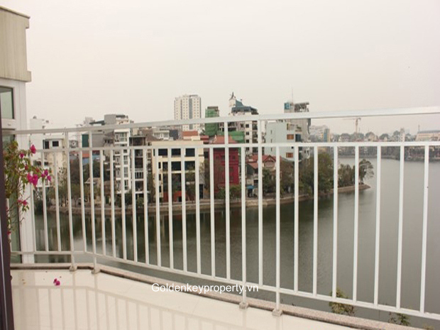 Apartment in Ba Dinh Hanoi for rent, 1 bedroom and lake view