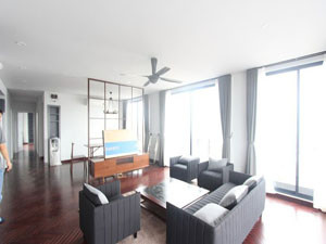 Apartment 3 bedrooms rental in Nghi Tam area near Sheraton Hotel