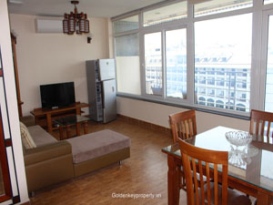 Apartment lake view 1 bedroom on Tu Hoa street