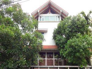 Modern villa 4 bedrooms Rental in Tay Ho, Hanoi with pool