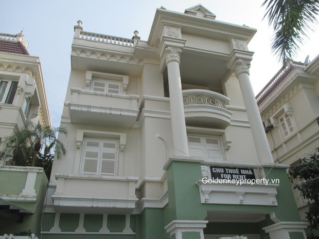 5 bedroom villa for lease in Ciputra, Block T1, with courtyard