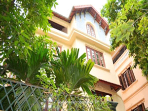 Tay Ho villa, swimming pool, 5 bedroom and large outdoor space