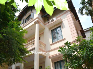 Villa 3 storeys and 5 bedroom in To Ngoc Van street, Tay Ho Hanoi