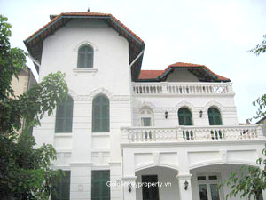 Villa 5 beds and pool for rent in Au Co Str, Tay Ho Hanoi