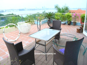 Well location 5 bedrooms, villa for rent in Tay Ho district, Hanoi