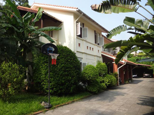 Luxury Villa in Dang Thai Mai Street, Tay Ho, Suitable for Ambassador