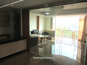 Cheap and spacious apartment 3 bedrooms in Ba Dinh district