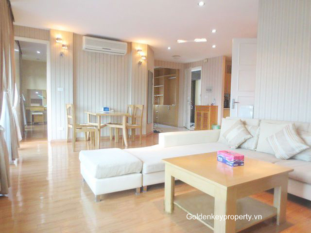 Serviced apartment in Hanoi, Ba Dinh Dist, large balcony, lake view