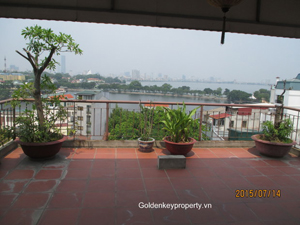 Spacious apartment 2 bedroom 120 sqm for rent in Truc Bach Hanoi