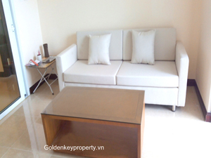 Rental 2 bedrooms 105 sqm apartment in R4 Royal City Hanoi