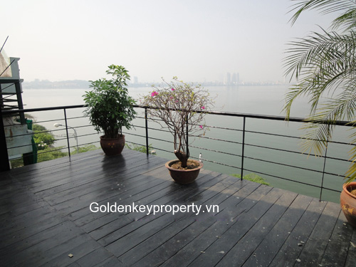 Apartment in Tay Ho rental, large balcony over looking to the lake