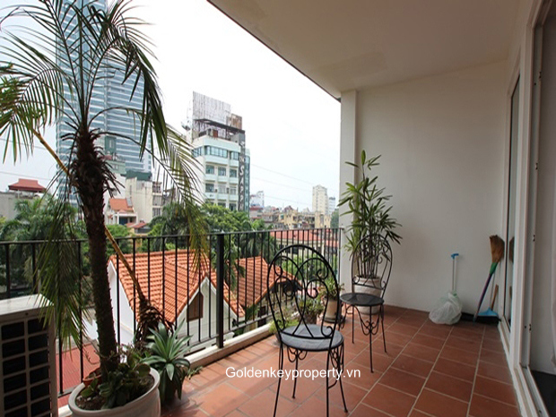 Apartment in Truc Bach Hanoi for rent, 2 bedroom, furnished