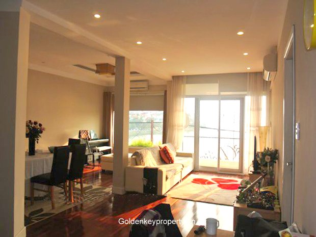 Spacious and luxurious 3 bedroom apartment for rent in Tay Ho