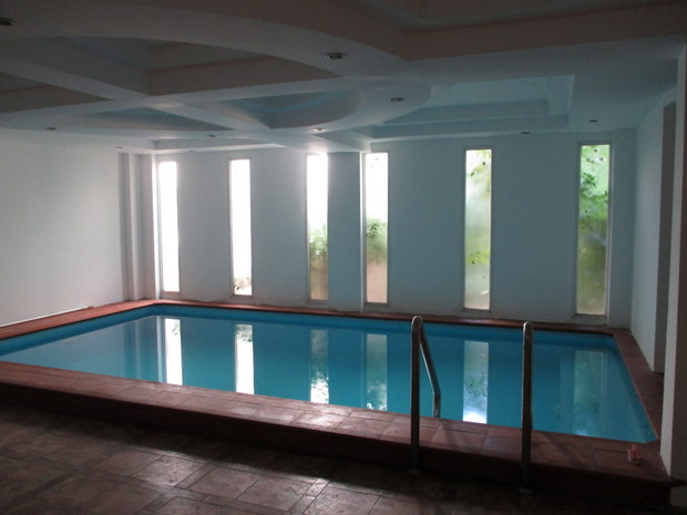 Rental house in To Ngoc Van Str, Tay Ho, swimming pool, nice courtyard, quiet area