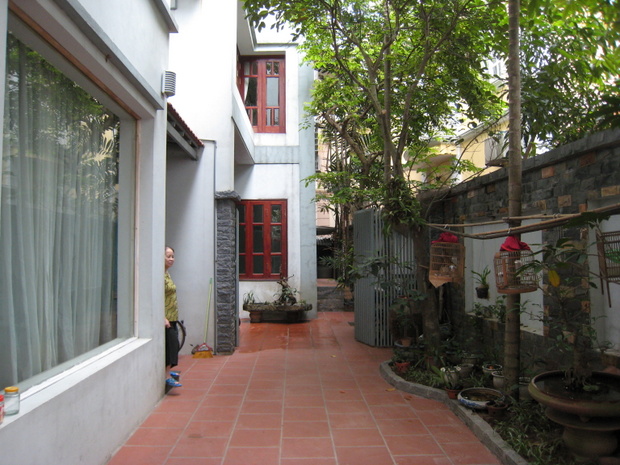 Bright House for rent in To Ngoc Van, Tay Ho, Hanoi, 4 bedrooms, small pool