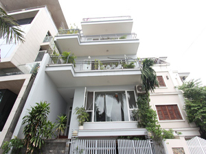 Tay Ho house charming lake view 4 bedrooms for rent 