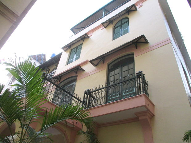 House for rent in Dang Thai Mai street Westlake Hanoi with outdoor swimming pool