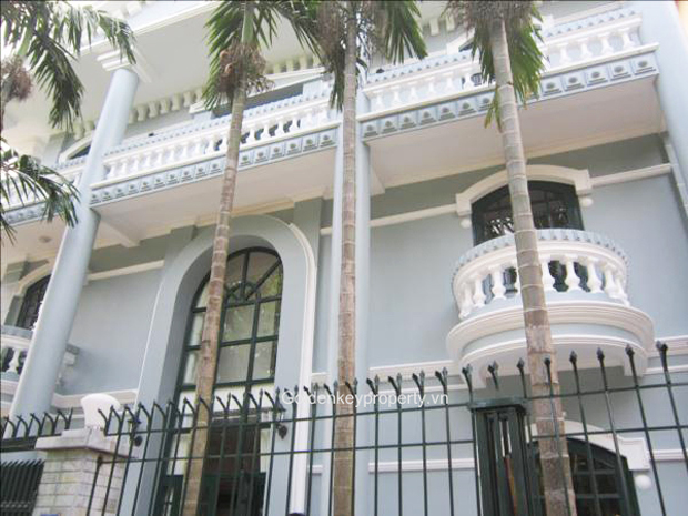 Bright House Rental in Tay Ho, Hanoi with nice view to Westlake