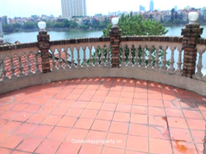 Charming Houses with swimming pool, court-yard for rent in Tay Ho, West-Lake - Hanoi 