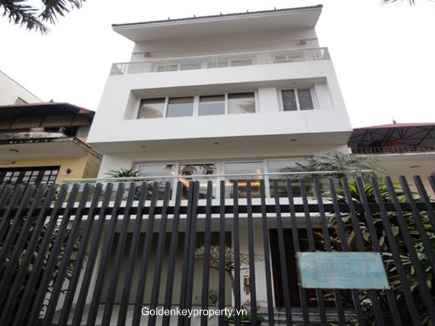 Hanoi house rental in Tay Ho, house 4 bedroom modern and bright