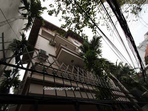 House in Tay Ho district, Hanoi for rent with 4 beds and pool